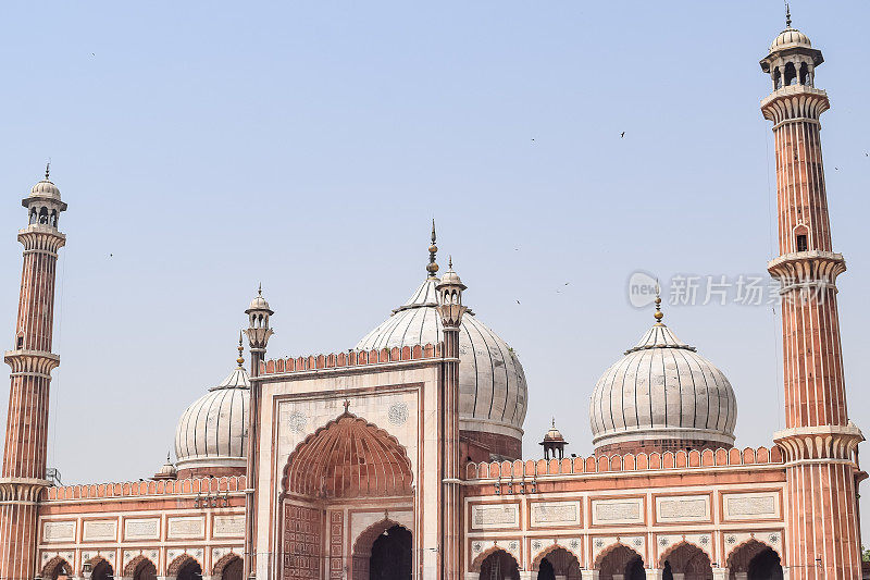大星期五清真寺(Jama Masjid)的壮观建筑，在印度最重要的清真寺，在拉姆赞季节